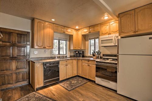 Beachfront Tahoe Cabin 8 Miles To Northstar! - thumb 4