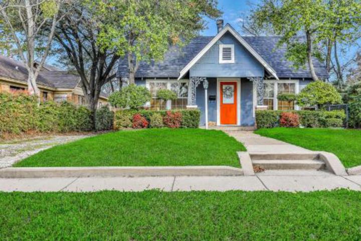 Dallas Cozy Cottage - thumb 1