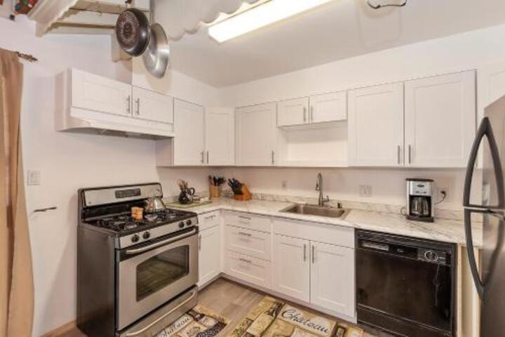 017 Mountain Bliss Cabin - thumb 2