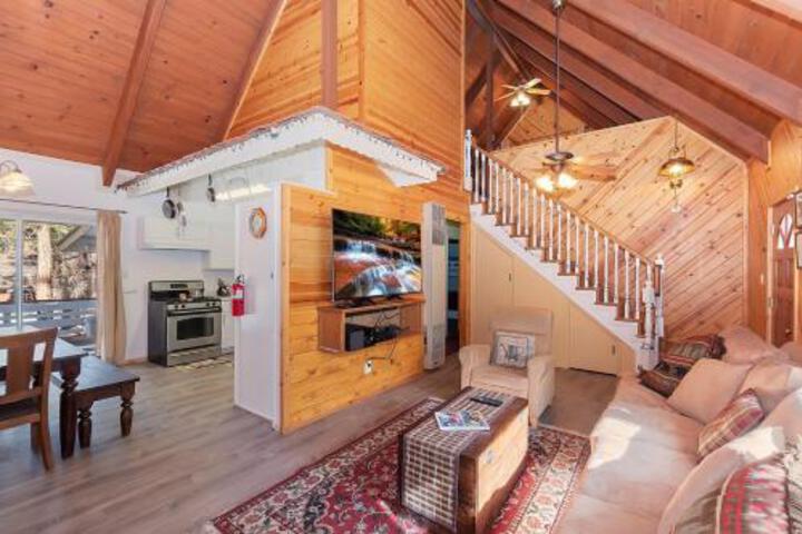 017 Mountain Bliss Cabin - thumb 3