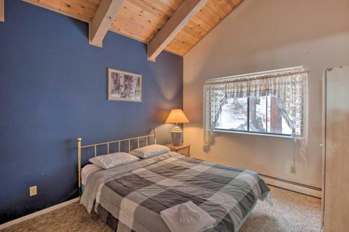 Stateline Cabin W / Hot Tub Walk To Ski Lift - thumb 5