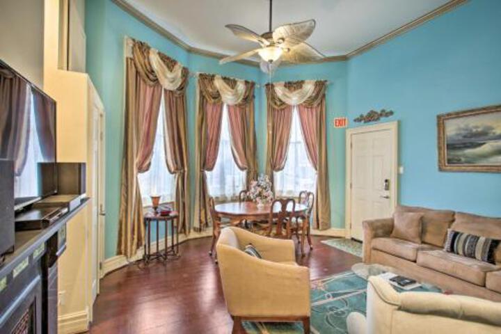 Historic Apt W / Courtyard Off St. Charles Ave! - thumb 4