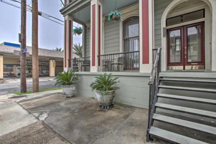 Updated Historic Apt Walk To St. Charles Ave! - thumb 0