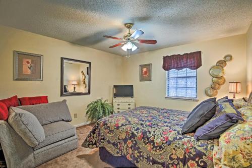 SunTrust Park Home Base W / Private Backyard! - thumb 6