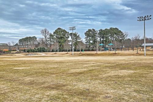 SunTrust Park Home Base W / Private Backyard! - thumb 2