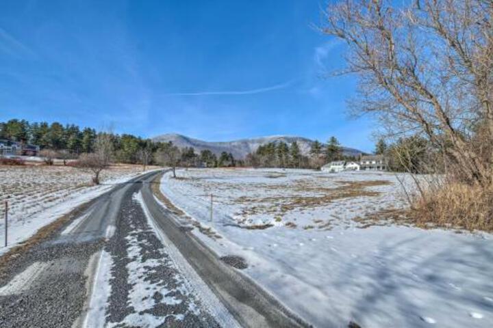 Green Barn Near Skiing With Mt. Equinox Views! - thumb 6