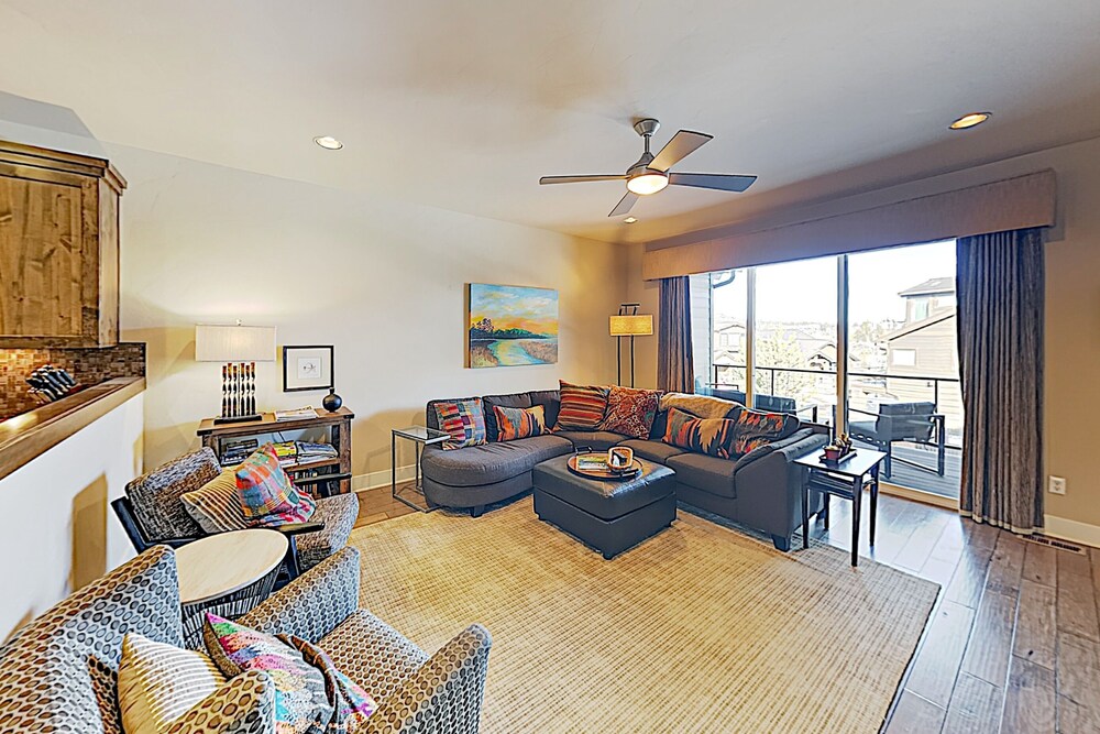 Deschutes Landing At The Old Mill Riverfront 3 Bedroom Condo - thumb 2