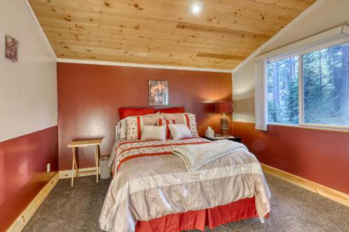 Julie Lane Retreat - thumb 3