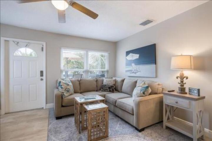 7 Doors Down Villa - thumb 4