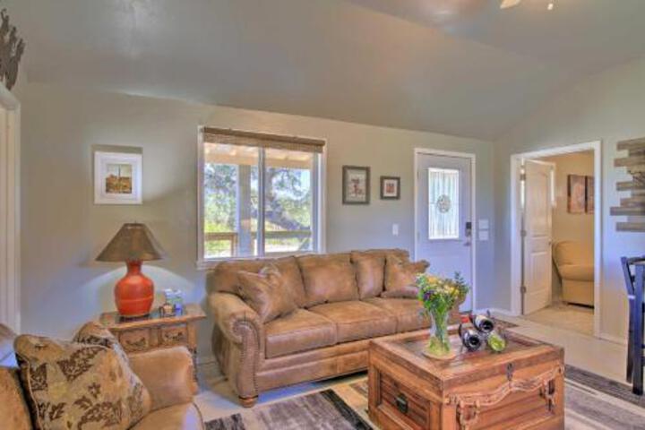 Updated Cabin With Fire Pit 1 Mile From Downtown! - thumb 5