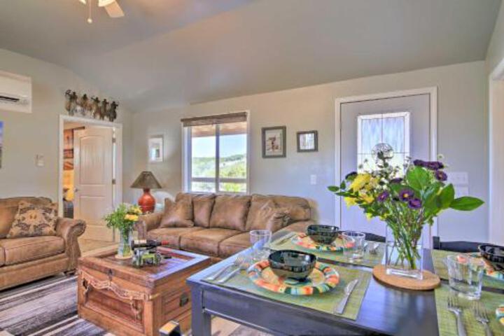 Updated Cabin With Fire Pit 1 Mile From Downtown! - thumb 0