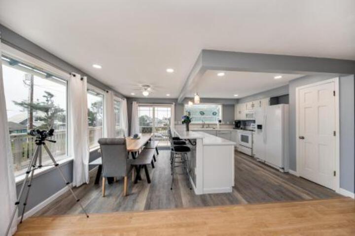 Pearl At The Bay - thumb 0