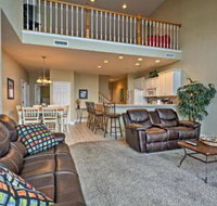 Waterfront Condo on Lake of the Ozarks w / 2 Pools - Accommodation Indiana