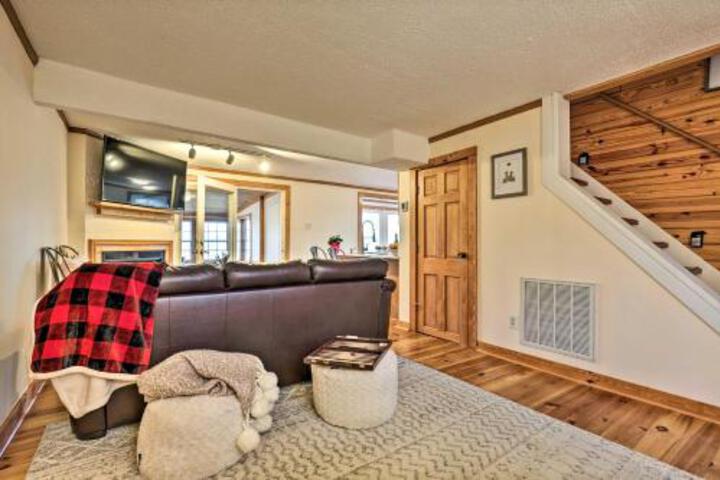 Lakeview Hideaway On Carters Boat & Hike! - thumb 5