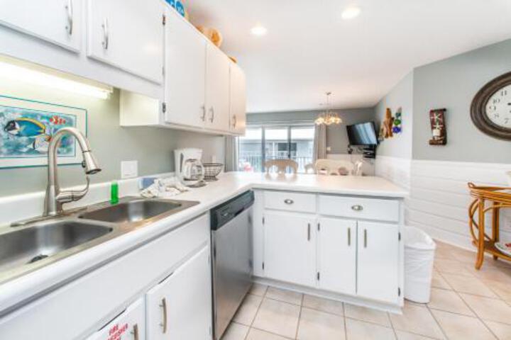 Beachside Villas 332 By RealJoy Vacations - thumb 3