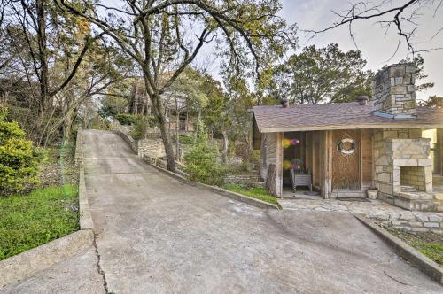 Spacious Lakefront Retreat On Lake Granbury! - thumb 6