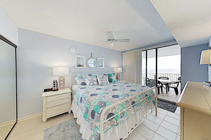 New Listing! Romar Place W / Pools & Hot Tub 3 Bedroom Condo - thumb 7