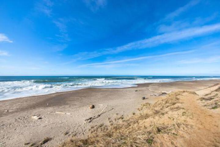 Coastal Dream - thumb 1