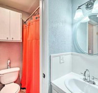 Charming Moore Retreat w / Patio 8Mi to OKC - Accommodation Indiana