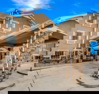 Cobblestone Hotel  Suites - Cozad - Accommodation Indiana