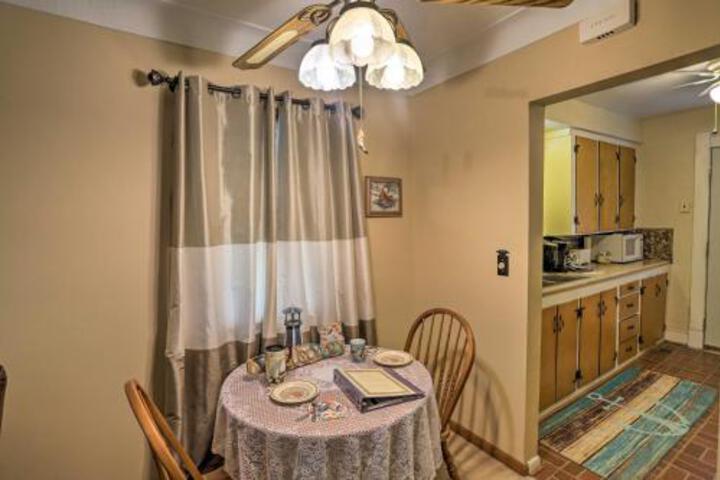 Cozy Toledo Home With Fire Pit Steps To Water! - thumb 6