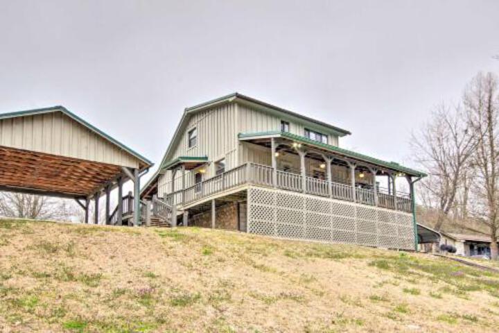 Mountain View Getaway With Boat Ramp On White River! - thumb 1