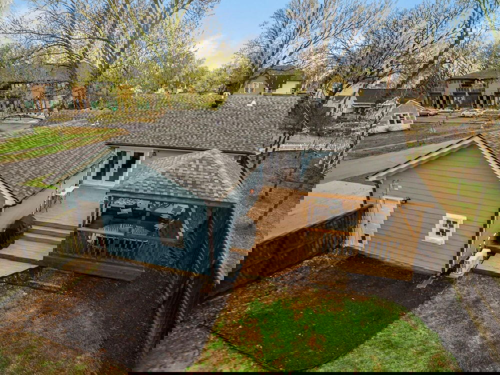 The Sunflower - MTB Friendly - Half Mi To Bville Square! - thumb 0