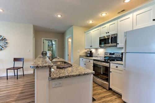 Old Kinderhook Home W / Pool 1 Mi To Lake! - thumb 3