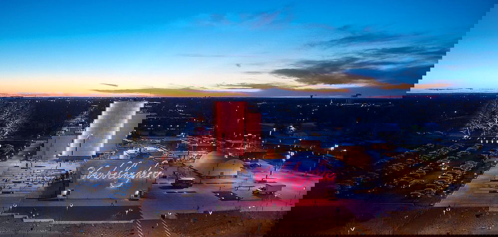 The Brownstone - 1 Block From Dtwn Square - thumb 0