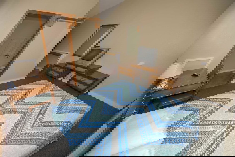 Avon Motel - thumb 6