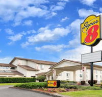 Super 8 by Wyndham Salem - Accommodation Indiana