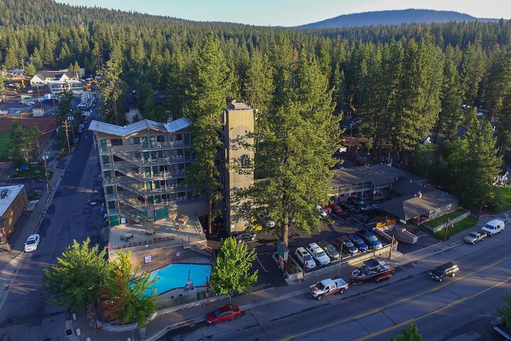 Pepper Tree Inn - thumb 1