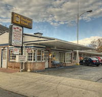 Budget Host Three Crowns Motor Lodge - Accommodation Indiana