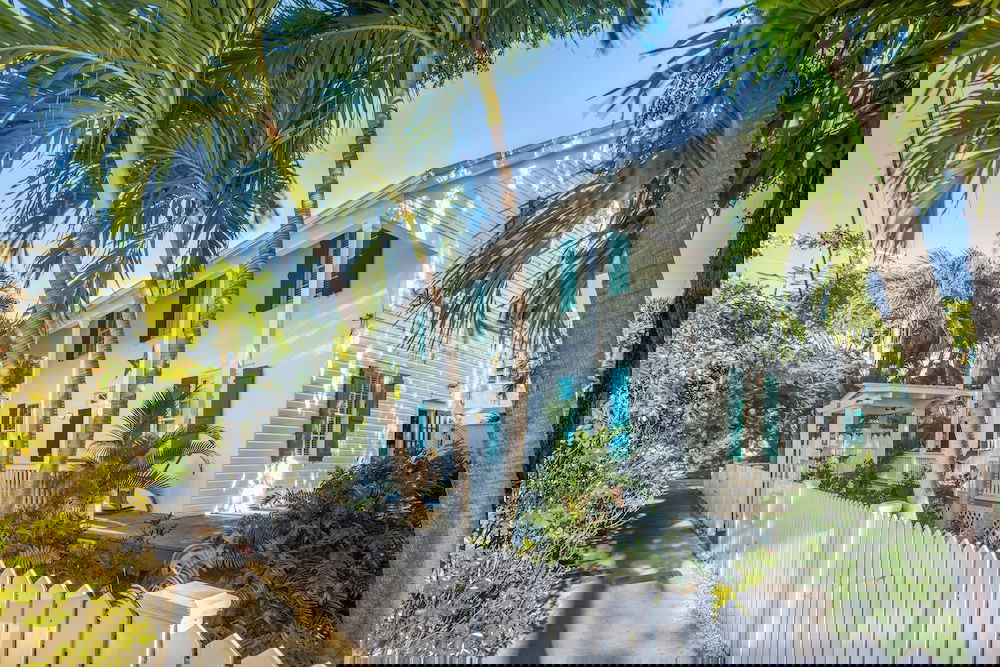 An Island Oasis - thumb 1