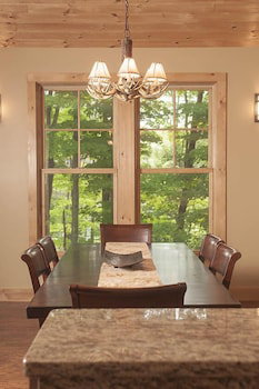 The Mountain Top Inn & Resort - thumb 2