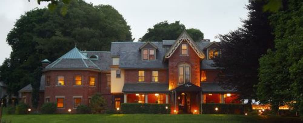 The Sayre Mansion Inn - thumb 1