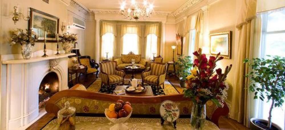 The Sayre Mansion Inn - thumb 4