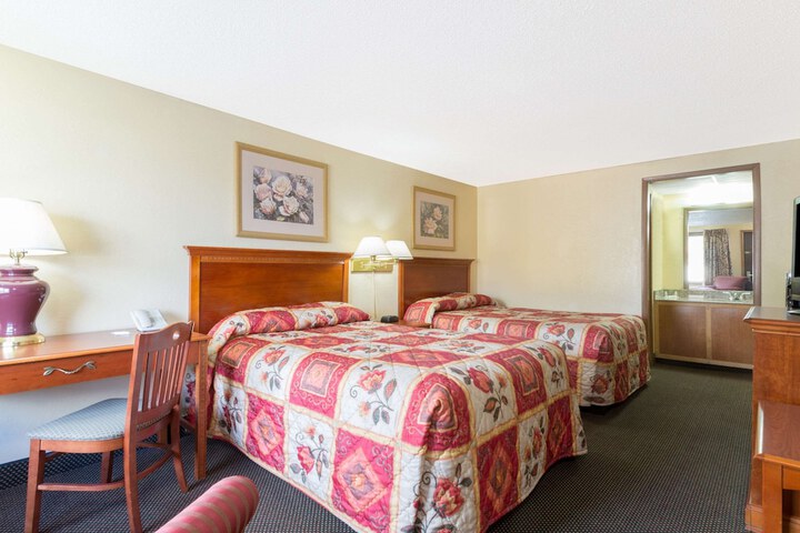 Knights Inn Martinsburg - thumb 7