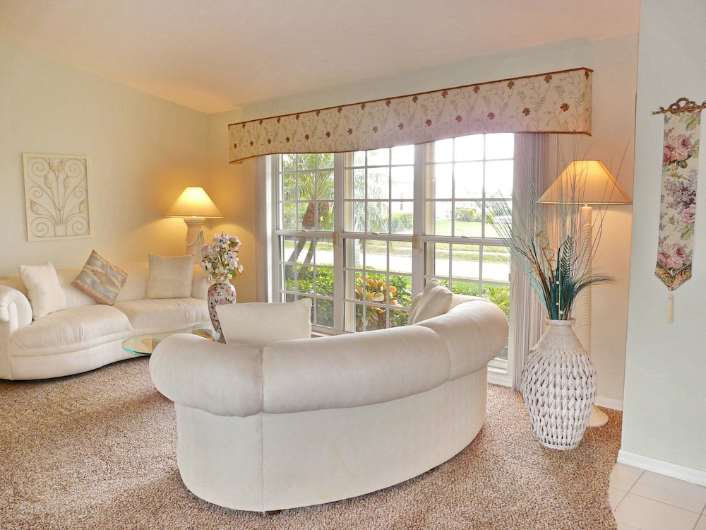 1615 Windmill Avenue - thumb 1