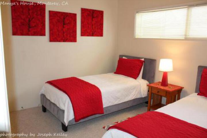 Manyas House - thumb 5