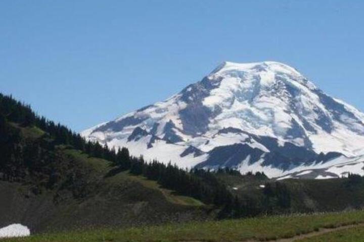Holiday Home 86SL Rustic Cabin Near Mt. Baker - thumb 4