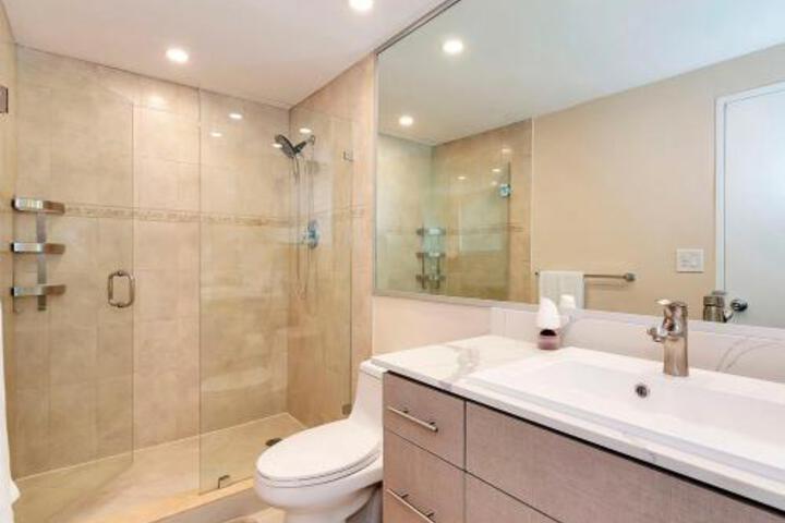 3O Hollywood Beach - thumb 2