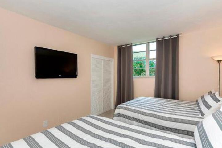 3O Hollywood Beach - thumb 4