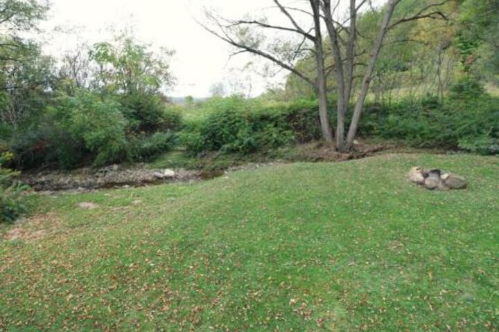 Reed Hill Cabin - thumb 6