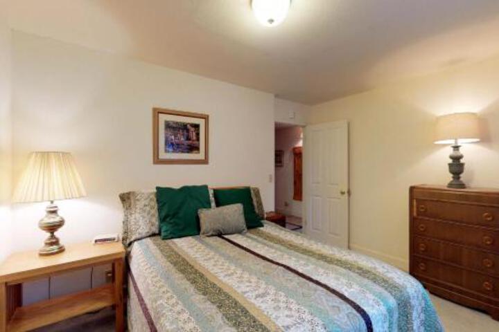 Heers Candle Crest - thumb 6