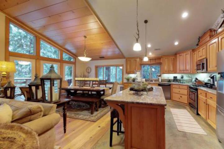 Hilltop Hideout - thumb 6