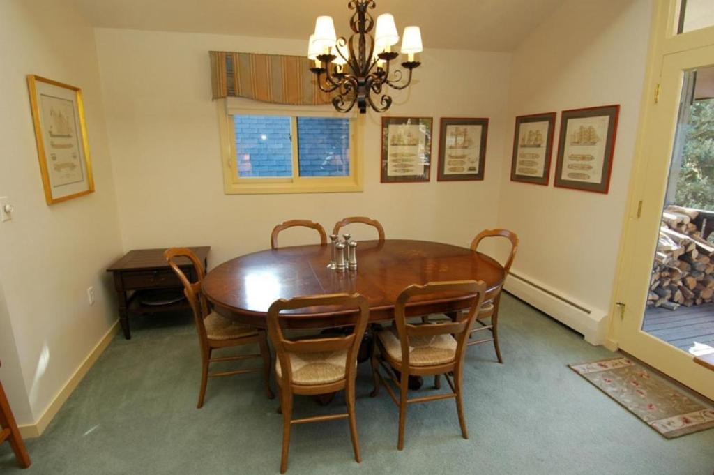 118 E. Bleeker St. Upper Level - thumb 3