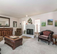 Backs to Lago Vista Golf Course - Accommodation Indiana