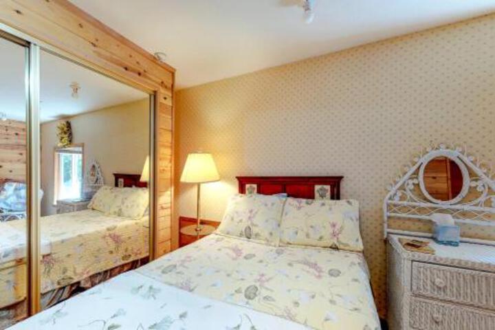 Anchors Away - thumb 1