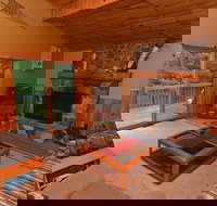 Pineview 3 Bedroom Hotel Room - Accommodation Indiana